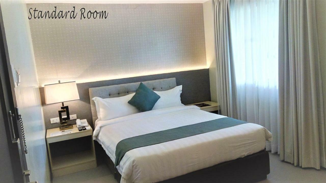 J7 Hotel Iloilo City Εξωτερικό φωτογραφία